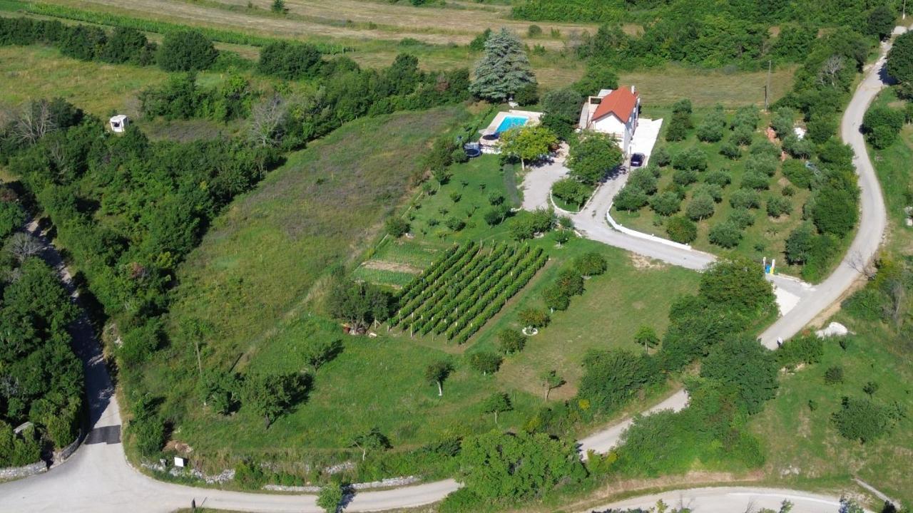 Casa Di Oliva-House With Heated Pool & Jacuzzi In Trilj, Croatia Βίλα Εξωτερικό φωτογραφία
